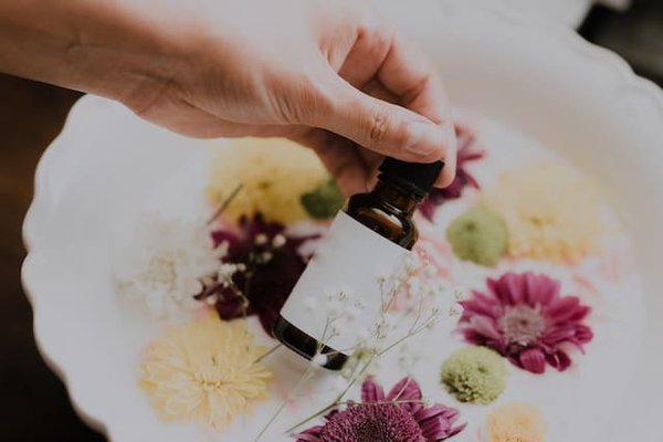 Trouver votre signature olfactive : le guide pour une fragrance qui vous ressemble